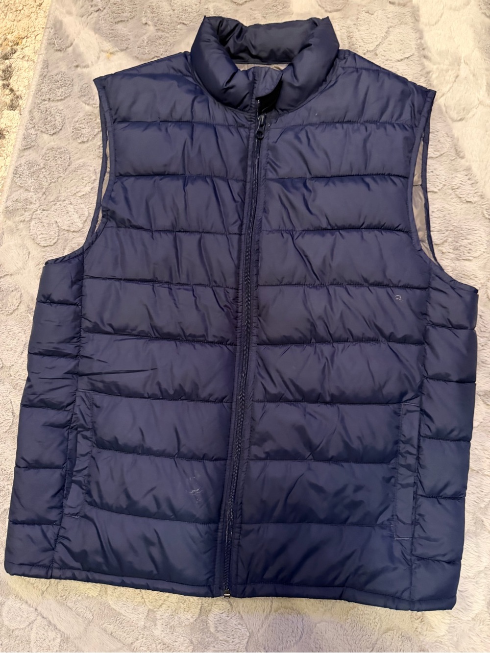 Tek gear men’s medium Navy Quilted Puffer Vest!